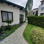 Mach Apartment